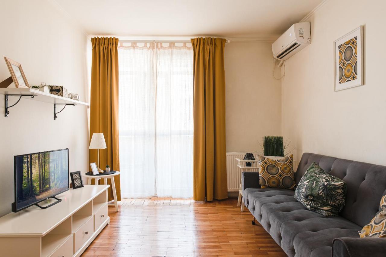 Ultracentral Apartment With City View - Bucharest Old Town Dış mekan fotoğraf